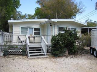 235 Antigua Rd, Plantation Key, FL 33070-2907