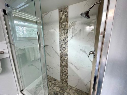 1011 4th Pl, Cape Coral FL  33990-1521 exterior