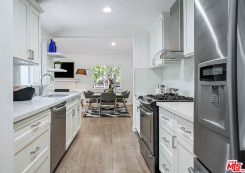 3985 Alta Mesa Dr, North Hollywood CA  91604-4010 exterior