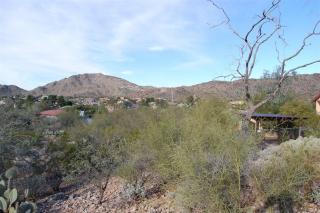 1518 Yucca St, Phoenix, AZ 85020-1427
