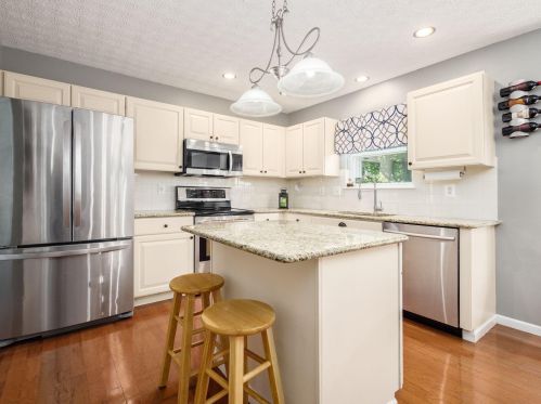 3489 Natalie Dr, Darbydale, OH 43123-9423