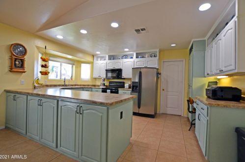 3053 Dartmouth St, Mesa, AZ 85213-6940