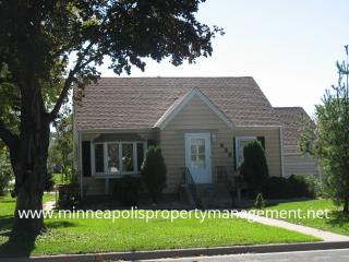 436 Shakopee Ave, Prior Lake MN  55379-2442 exterior