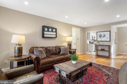 3610 39th St, Washington, DC 20016-5505