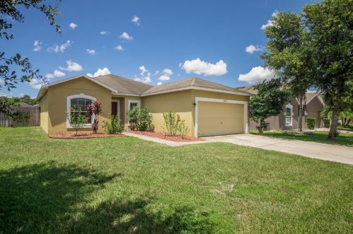 6885 Glenbrook Dr, Lakeland, FL 33811-2391