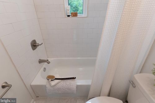 3002 Minnesota Ave, Washington DC  20019-1129 exterior