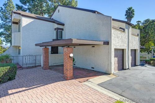 1477 Falcon Ln, El Cajon CA  92020-1426 exterior