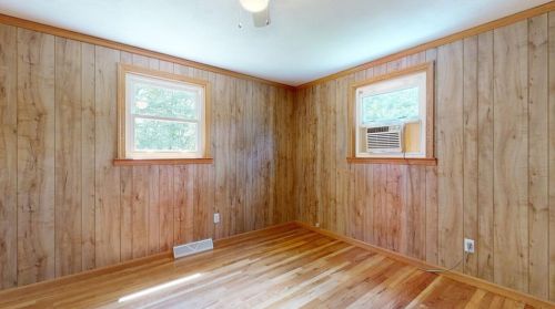 13 Larchmont Dr, Coventry RI exterior