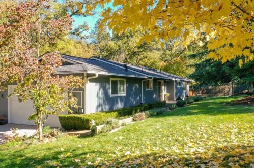 15263 Stinson Dr, Grass Valley, CA 95949-6721