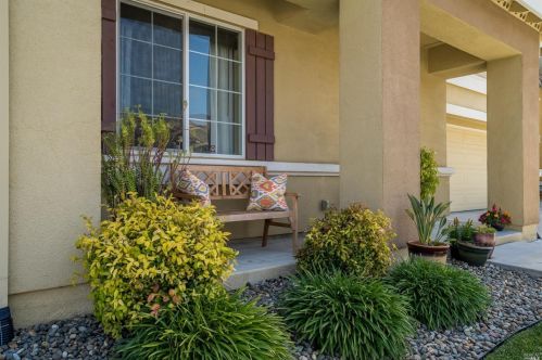 2116 Arabian Dr, Fairfield, CA 94534-7442