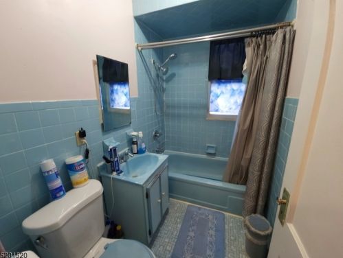 174 Oak St, East Orange NJ  07018-2712 exterior