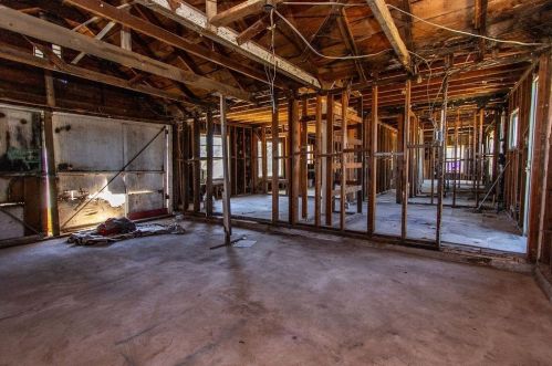 633 Greenway Ave, Turlock CA  95380-6424 exterior