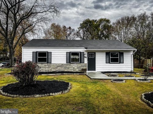 1229 Longview Dr, Woodbridge VA  22191-2955 exterior