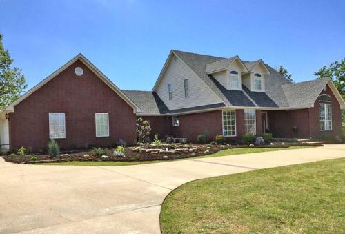 3311 Ashebury Pt, Greenwood, AR 72936-6841