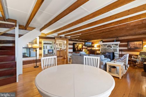 39580 Lovettsville Rd, Lovettsville VA  20180-2008 exterior