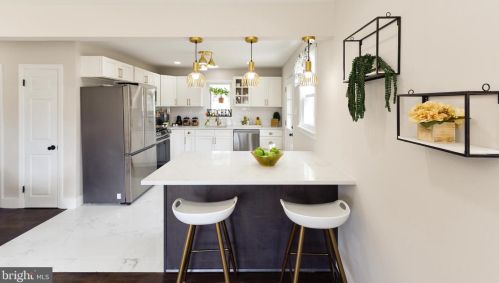 1102 Cumberland Ave, West Deptford NJ  08096-3041 exterior