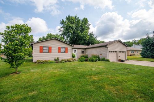 120 Blacks Rd, Pataskala, OH 43062-9501