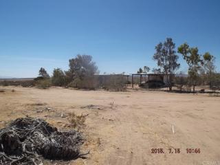 55859 Valli Hi Dr, Yucca Valley, CA 92285-2597
