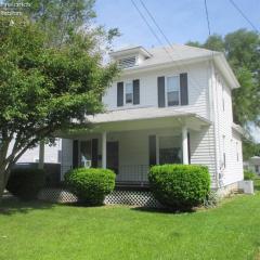 307 Moore Ave, Bellevue, OH 44811-1146