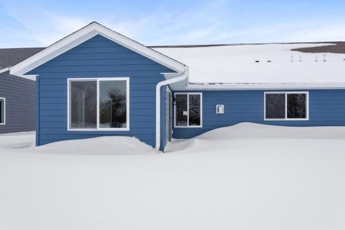 648 Kreekview Dr, East Farmington WI  54020-5860 exterior