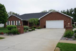4176 Larry St, Wheatfield, IN 46392-7424
