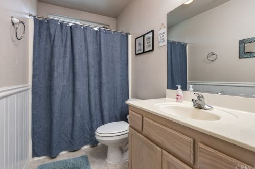 1033 Windsor Way, Chico CA  95926-3259 exterior