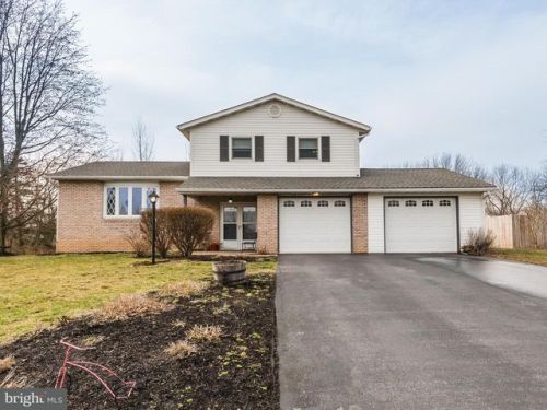 28 Hope Ter, Carlisle, PA 17013-8846