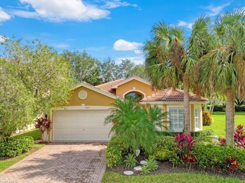 2025 Isla De Palma Cir, Naples, FL 34119-3405