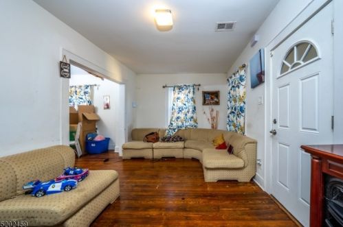 551 Leo St, Industrial Hillside NJ  07205-1726 exterior