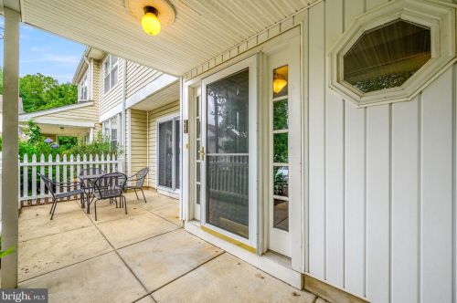 59 Bayberry Ct, Glen Mills, PA 19342-2000