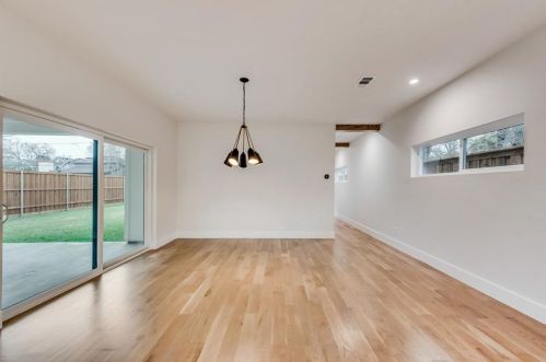 9003 Frst Hl Blvd, Dallas TX 75218-3633 exterior