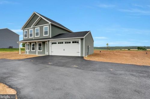 5842 Orrstown Rd, Orrstown, PA 17244-9511