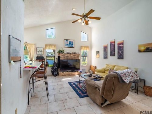 305 Mallard Ln, Daytona Beach FL 32119-8719 exterior