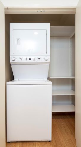 950 Miramonte Dr, Santa Barbara CA 93109-1316 exterior