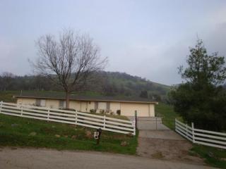6991 Rodeo Dr, Tivy Valley, CA 93657-9147