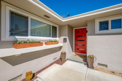 1717 Peony Ln, San Jose, CA 95124-6427