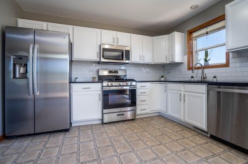 7403 Merganser St, Hobart IN  46342-6939 exterior