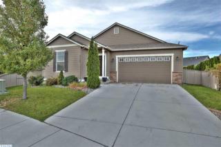 2112 Grant St, Kennewick, WA 99338-2529