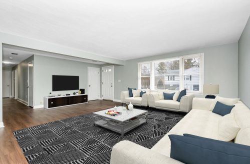 6 Messer Ave, Salem, NH 03079-4546