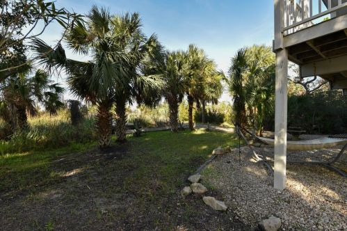 1017 Pne Ave, Saint George Island FL  32328-2416 exterior