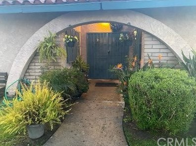 5709 Orange Ave, Long Beach, CA 90805-4789