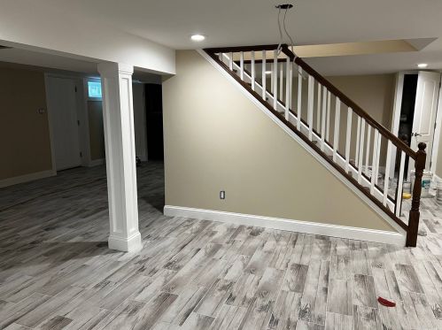 5 Niewood Dr, Panamoka NY  11961-3102 exterior