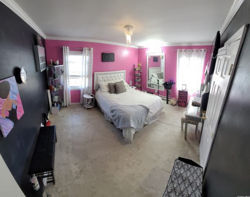 12 Jamaica Ave, Wheatley Heights NY  11798-2723 exterior