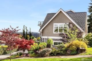 10228 59th Ave, Seattle, WA 98178-2327
