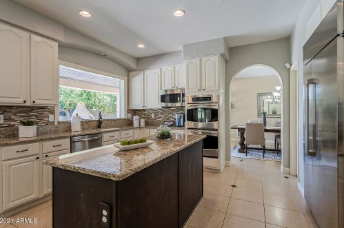 6021 Phelps Rd, Scottsdale AZ  85254-7309 exterior