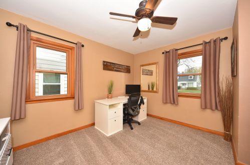 3329 89, Milwaukee WI 53227-4525 exterior