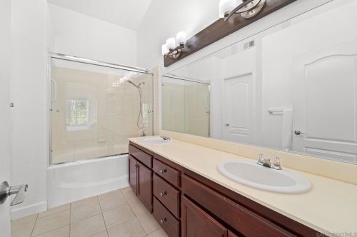 11012 Portobelo Dr, San Diego CA  92124-4001 exterior