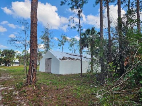 4150 10th Ave, Naples FL  34117-9119 exterior