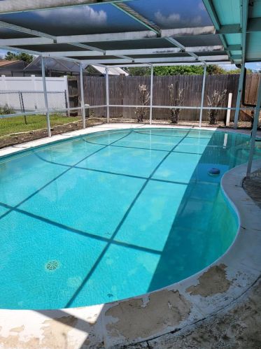 3415 Roxbury Dr, Tarpon Springs, FL 34691-4722