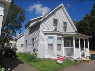 10 Mechanic St, Tilton, NH 03276-5747